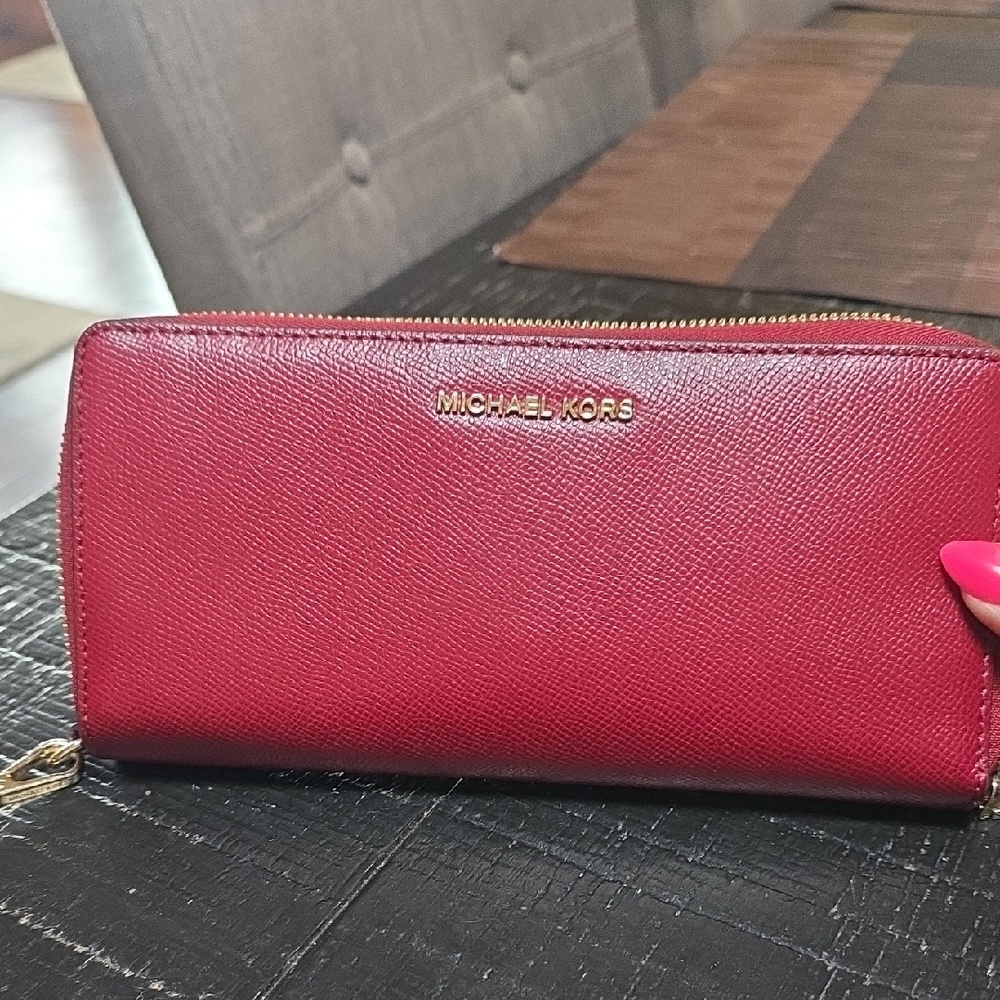 Michael Kors Red Jet Set Travel Wallet